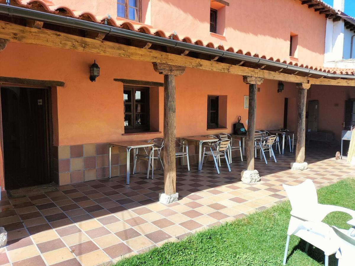 Albergue Don Camino Villalcázar de Sirga Esterno foto